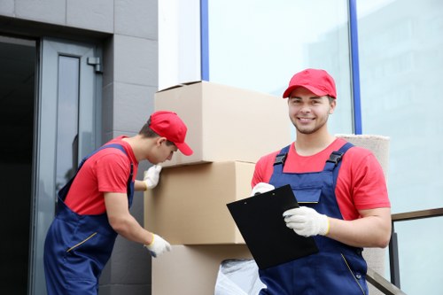 Secure self storage units in Finchley for household and business items