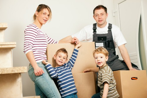 Securely arranged van load with protective packing and straps