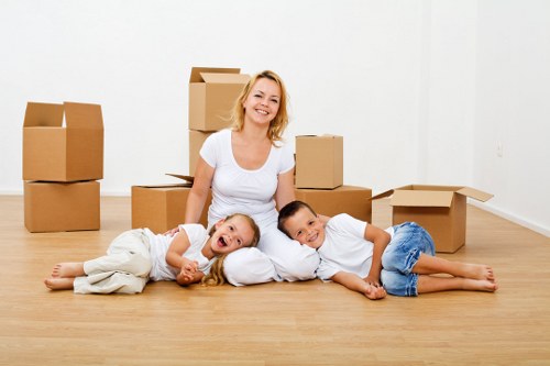 Governing law and contract terms for UK moving services
